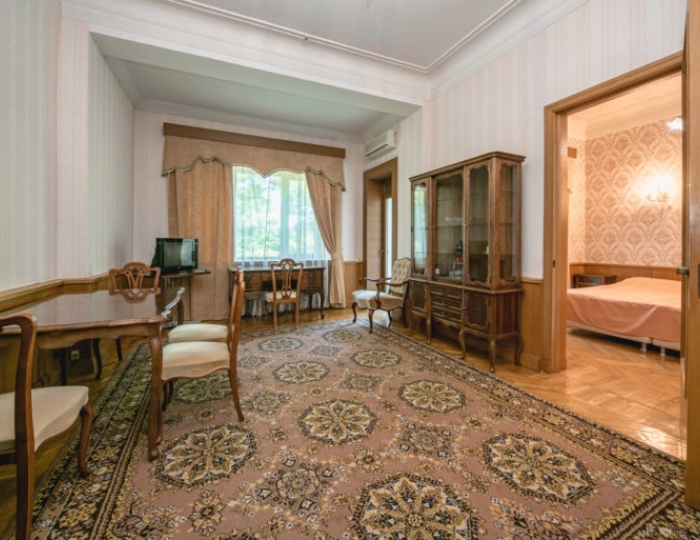Люкс 2-местный 2-комнатный улучшенный корп.2 (вид на парк) - Санаторий «Нижняя Ореанда» Ореанда